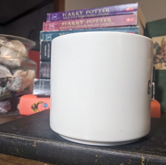 Room Essentials “Stay Grounded” White Porcelain Coffee Mug | Mindfulness Quote - Picture 5 of 9